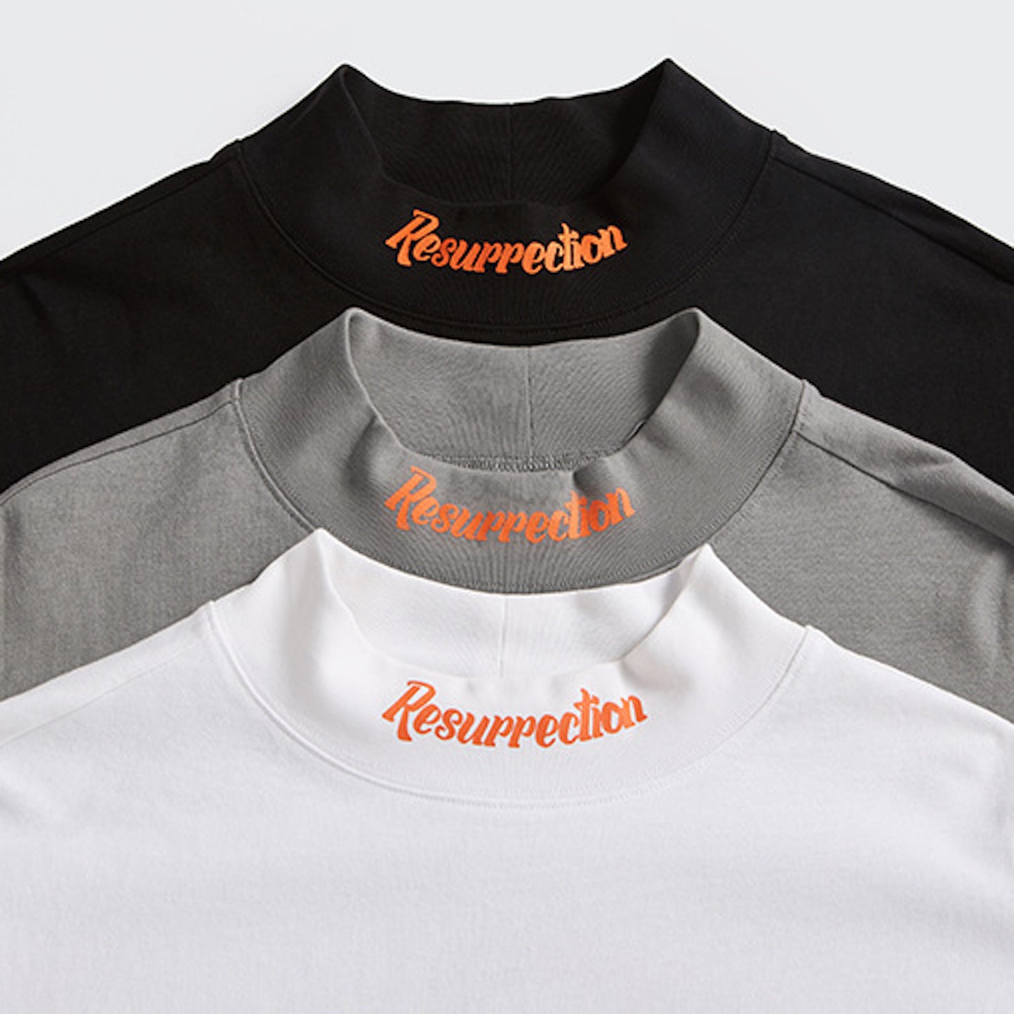 【ペアルック】バックプリントモックネック半袖Tシャツ