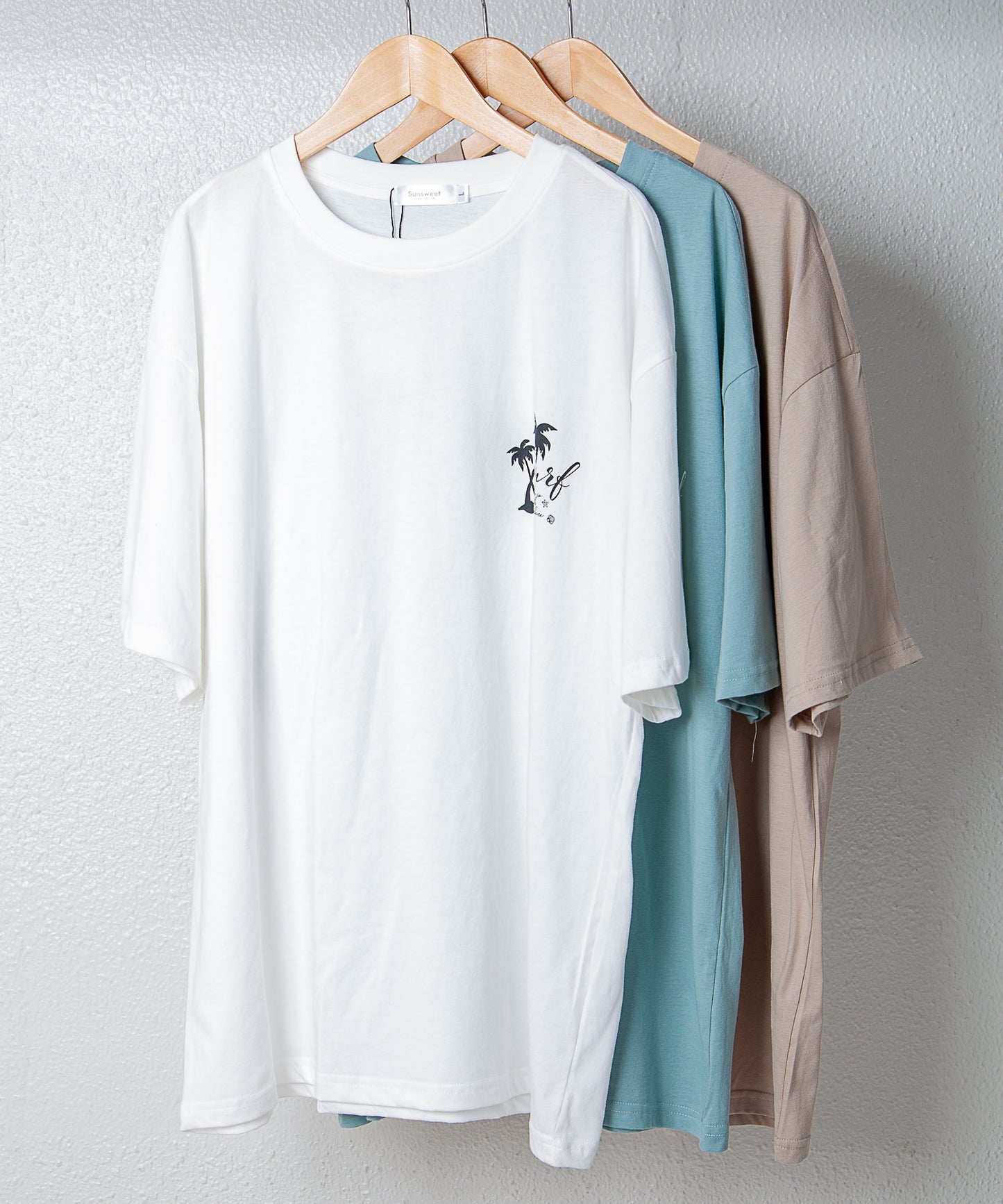【ペアルック】トロピカル柄半袖Tシャツ